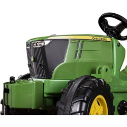 Traktor John Deere 7310R z ładowaczem czołowym i ogumieniem pneumatycznym