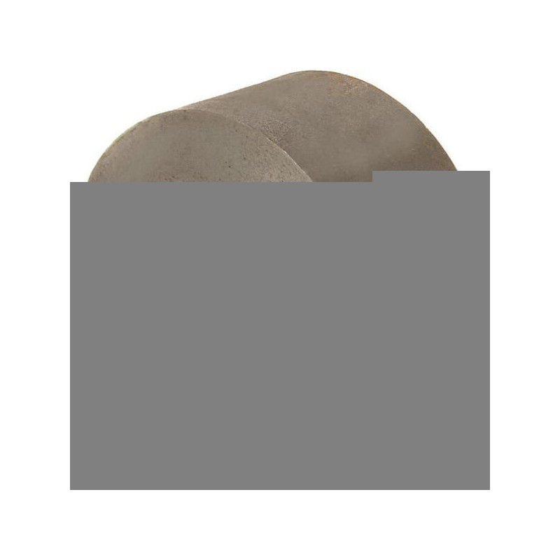 Distance bush